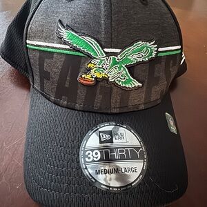 New Era Black Cap Philadelphia Eagles Design